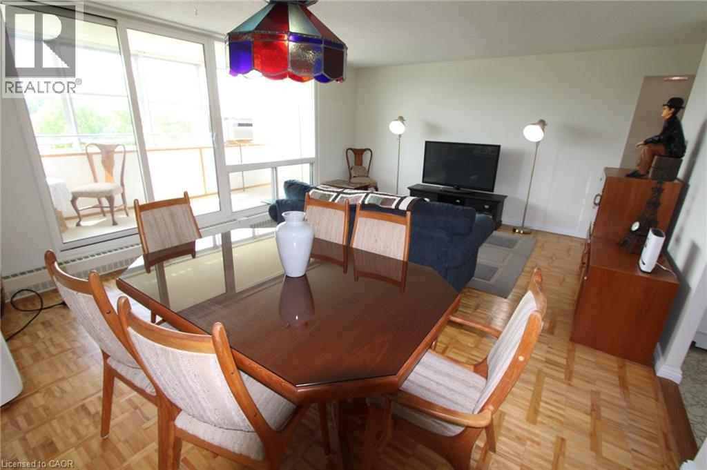 225 Harvard Place Unit# 811, Waterloo, Ontario  N2J 4H4 - Photo 7 - 40840854