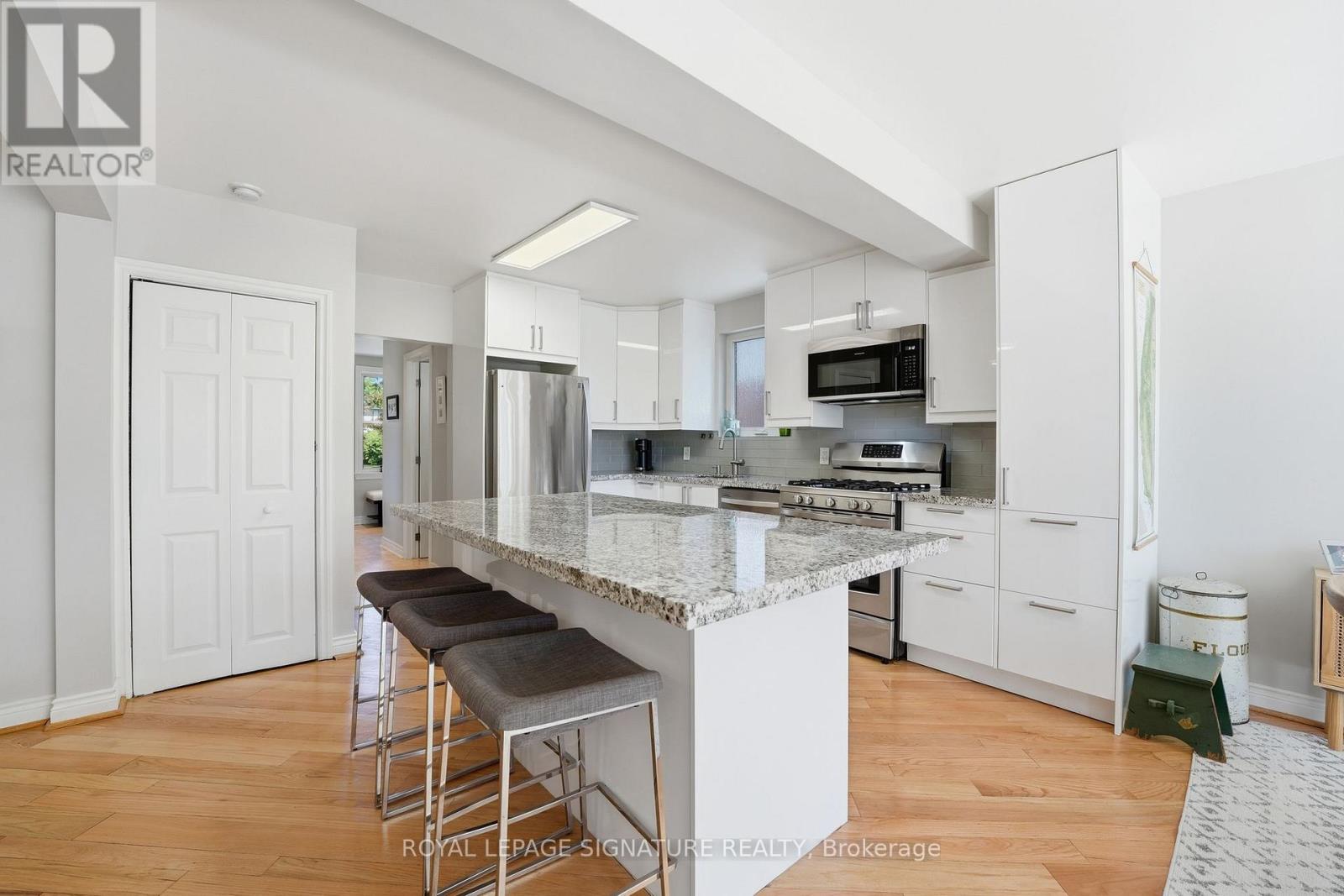 48 Tower Drive, Toronto, Ontario  M1R 3N9 - Photo 6 - E13420118
