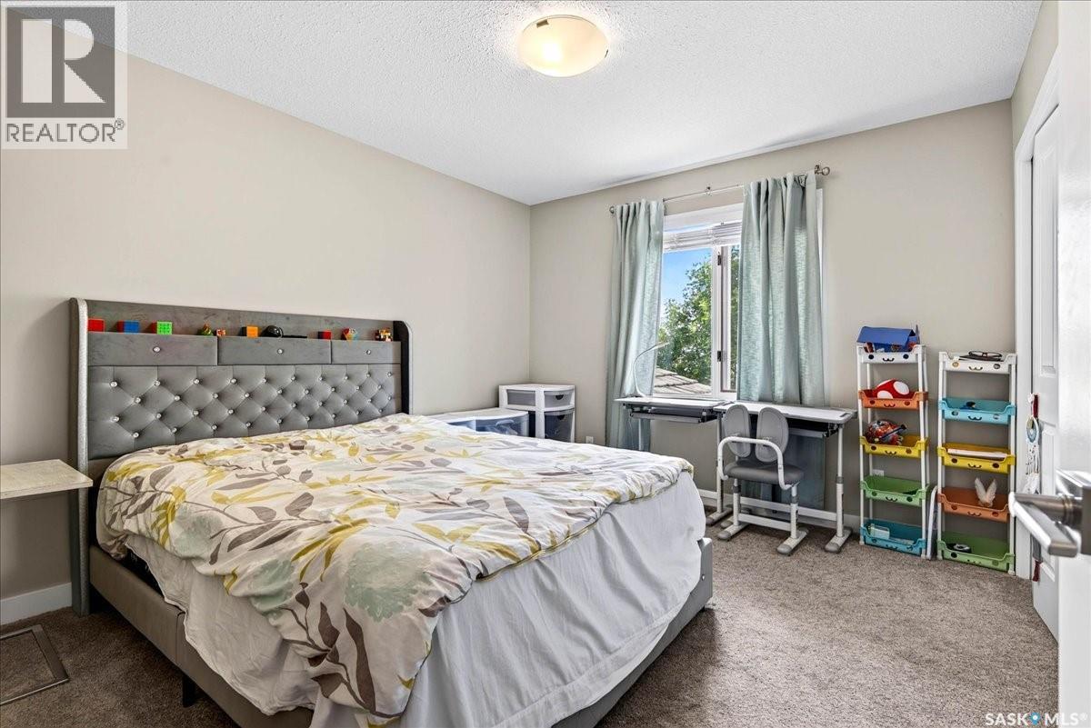 3426 Foster Bay, Regina, Saskatchewan  S4S 7C1 - Photo 36 - SK040353