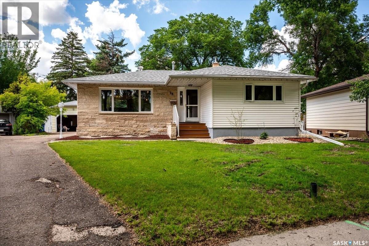 20 Dunning Crescent, Regina, Saskatchewan  S4S 3W1 - Photo 1 - SK040307