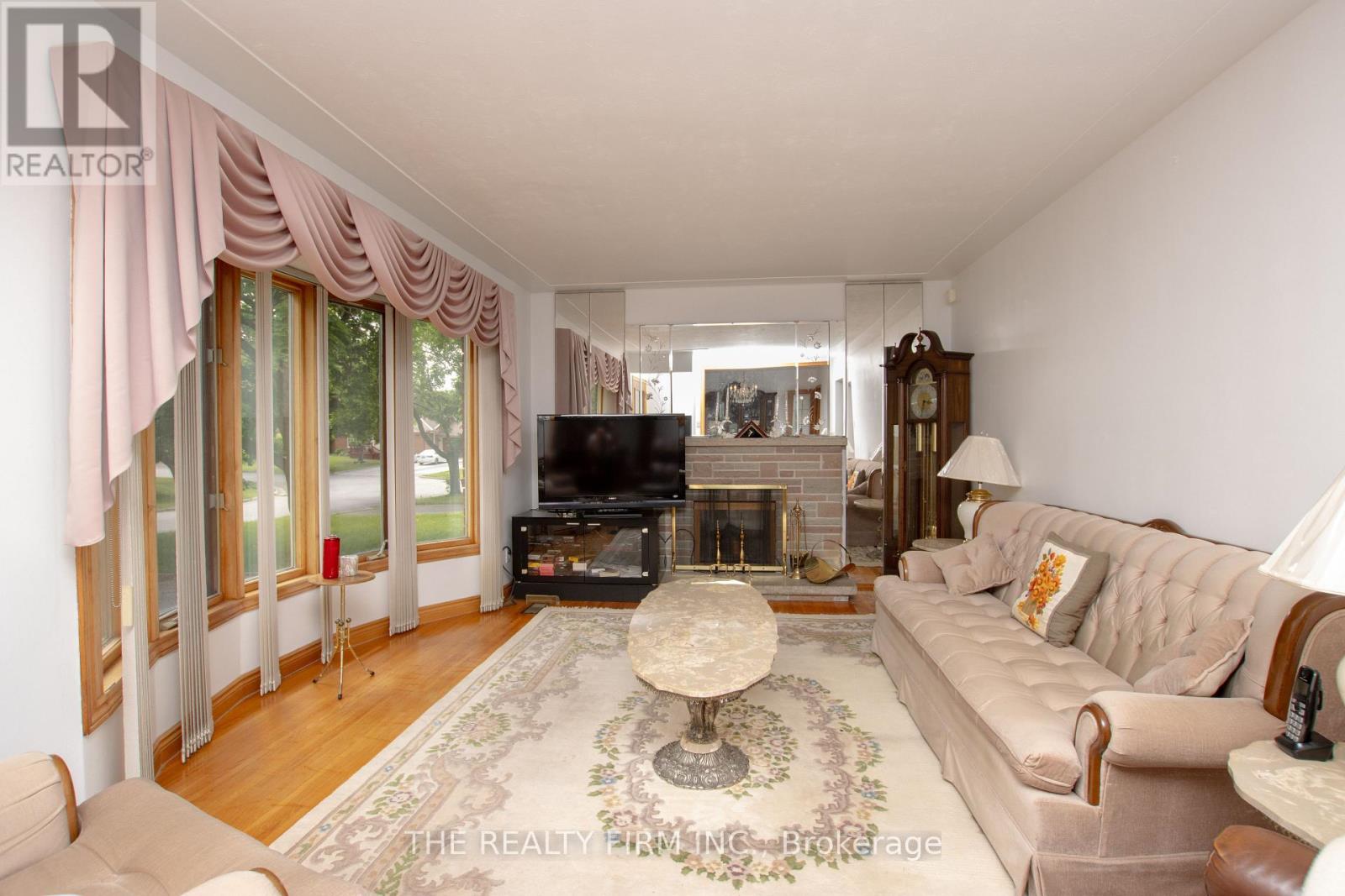 287 Panorama Crescent, London South, Ontario  N5Z 3H2 - Photo 7 - X13478972