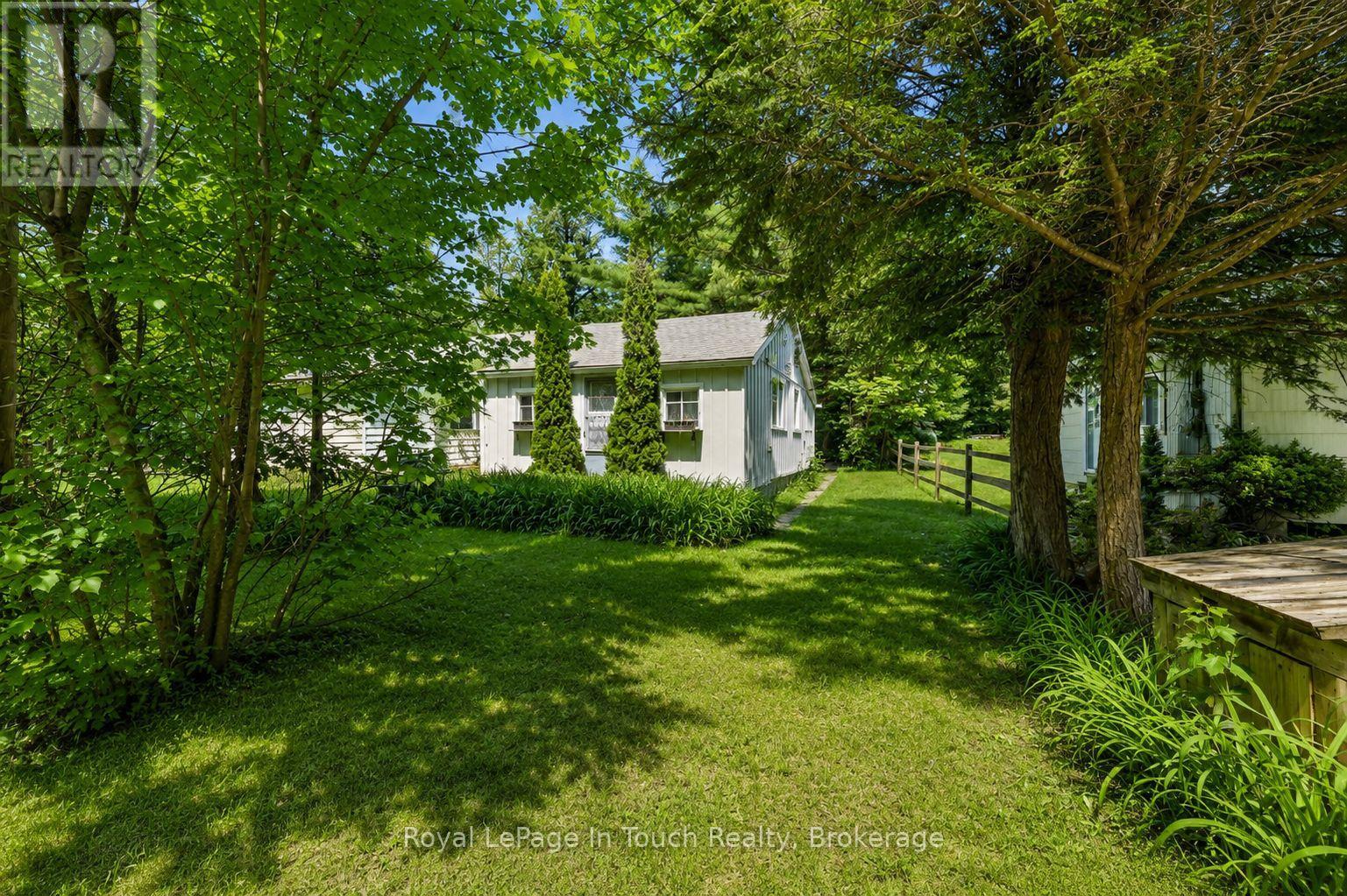 85 Tiny Beaches Road S, Tiny, Ontario  L0L 2J0 - Photo 1 - S12609798