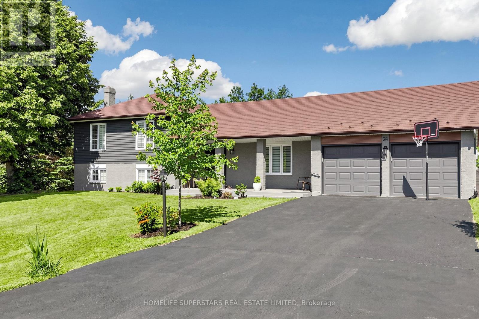 24 Mcgregor Drive, Caledon, Ontario  L7K 0B2 - Photo 4 - W13478666