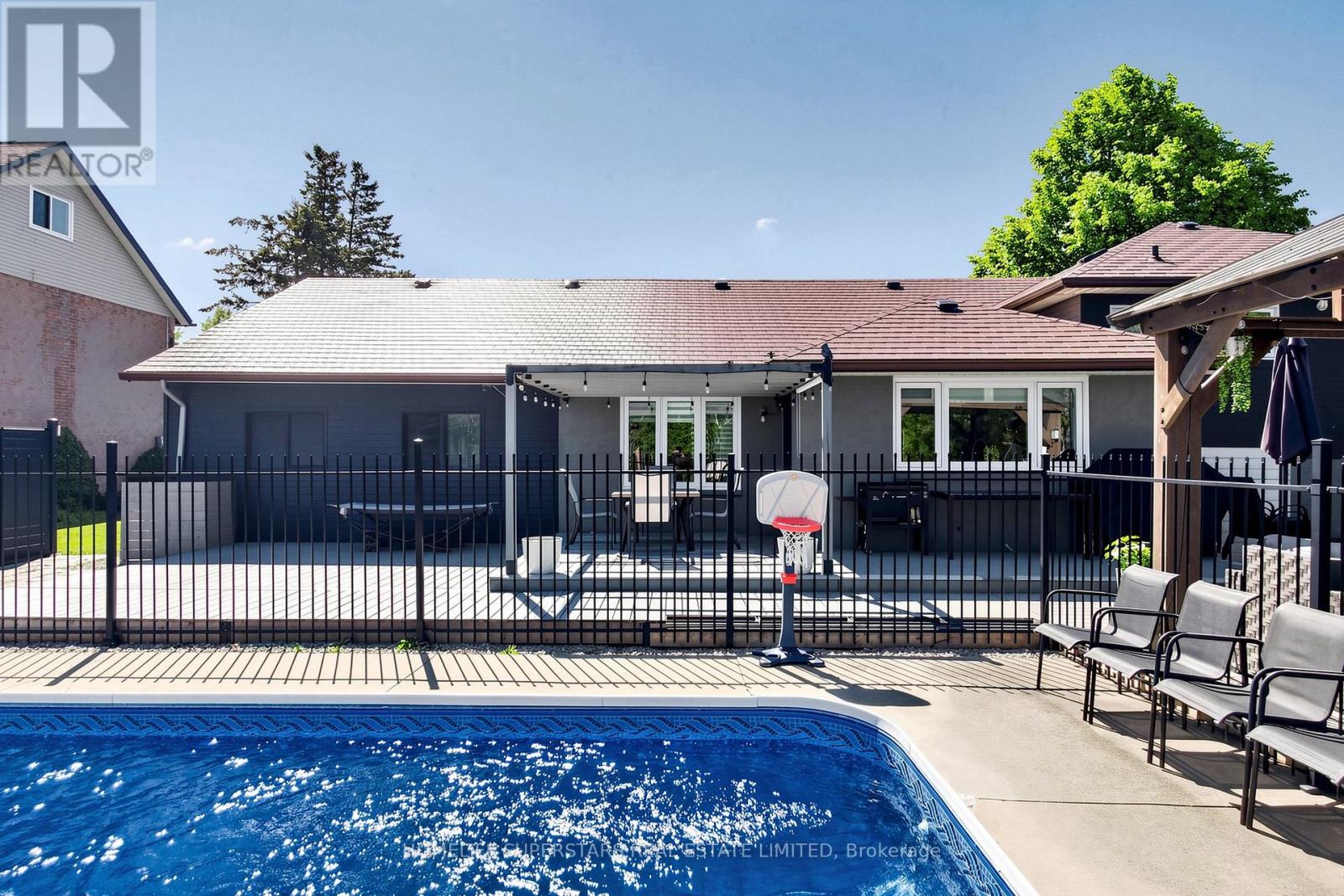 24 Mcgregor Drive, Caledon, Ontario  L7K 0B2 - Photo 45 - W13478666