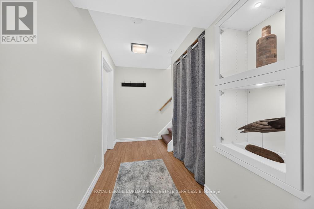 2209 Caroline Street, Burlington, Ontario  L7R 1M4 - Photo 24 - W13478794