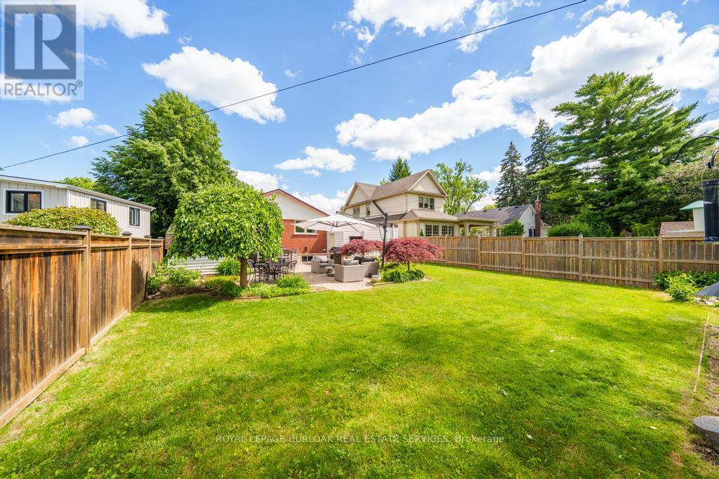 2209 Caroline Street, Burlington, Ontario  L7R 1M4 - Photo 38 - W13478794
