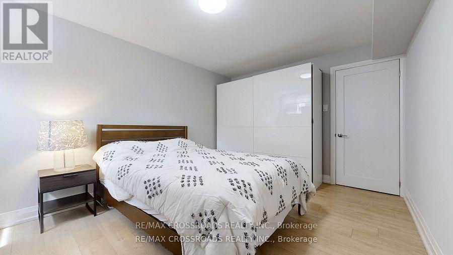 12a Delroy Drive, Toronto, Ontario  M8Y 1M7 - Photo 30 - W13478856