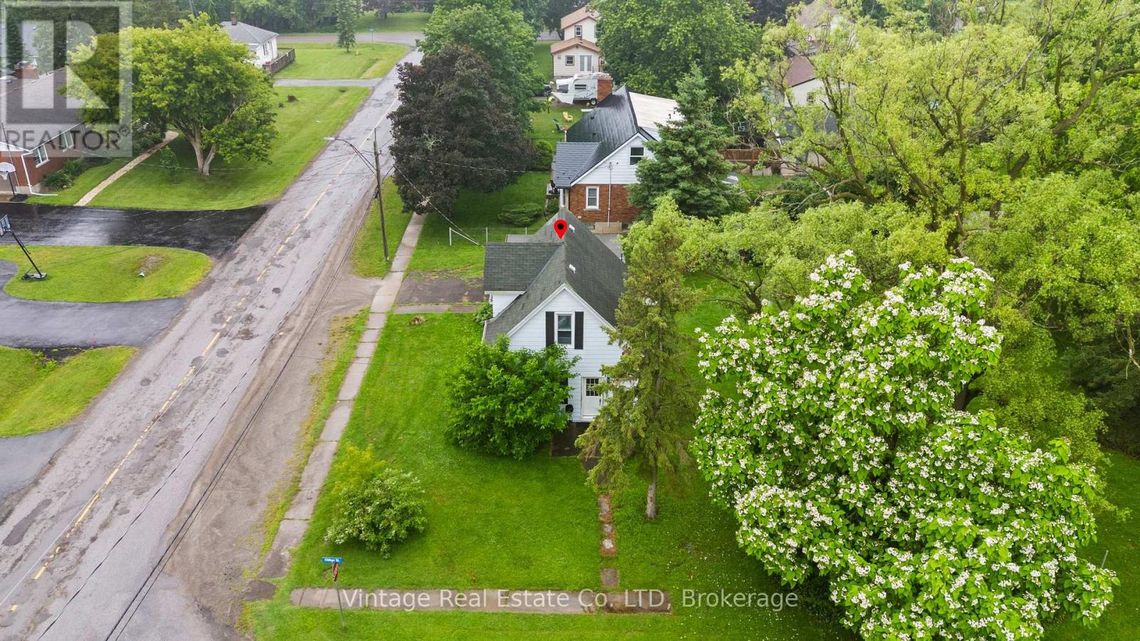 1548 Henderson Street, Thorold, Ontario L0S 1A0 - Photo 10 - X13478980