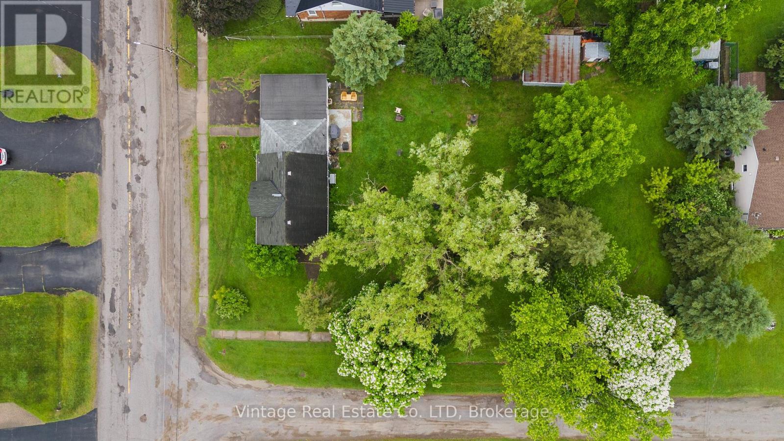 1548 Henderson Street, Thorold, Ontario L0S 1A0 - Photo 6 - X13478980