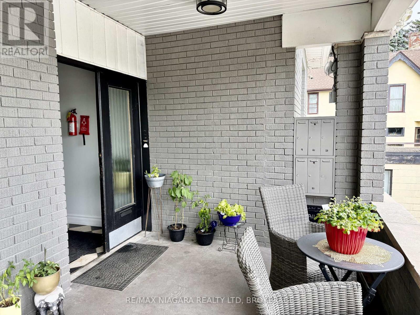 Unit 6 - 4691 River Road, Niagara Falls, Ontario  L2G 3G2 - Photo 5 - X13479046