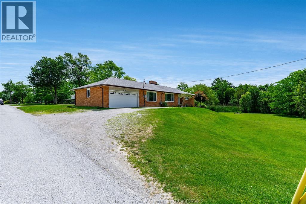 1235 Gesto Sideroad, Essex, Ontario  N8M 2X6 - Photo 33 - 26014933