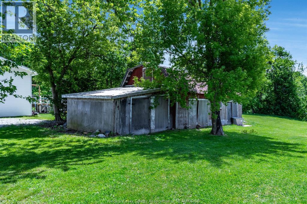 1235 Gesto Sideroad, Essex, Ontario  N8M 2X6 - Photo 43 - 26014933