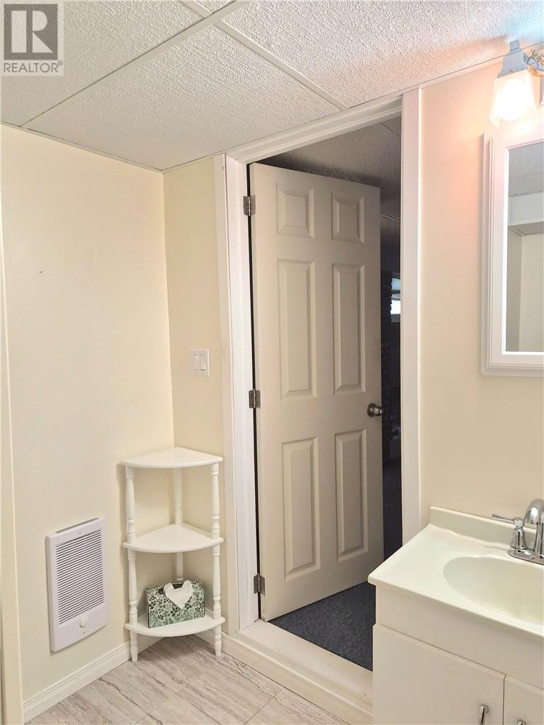1705 Gemmel Street, Greater Sudbury, Ontario  P3A 1H5 - Photo 11 - 2128751