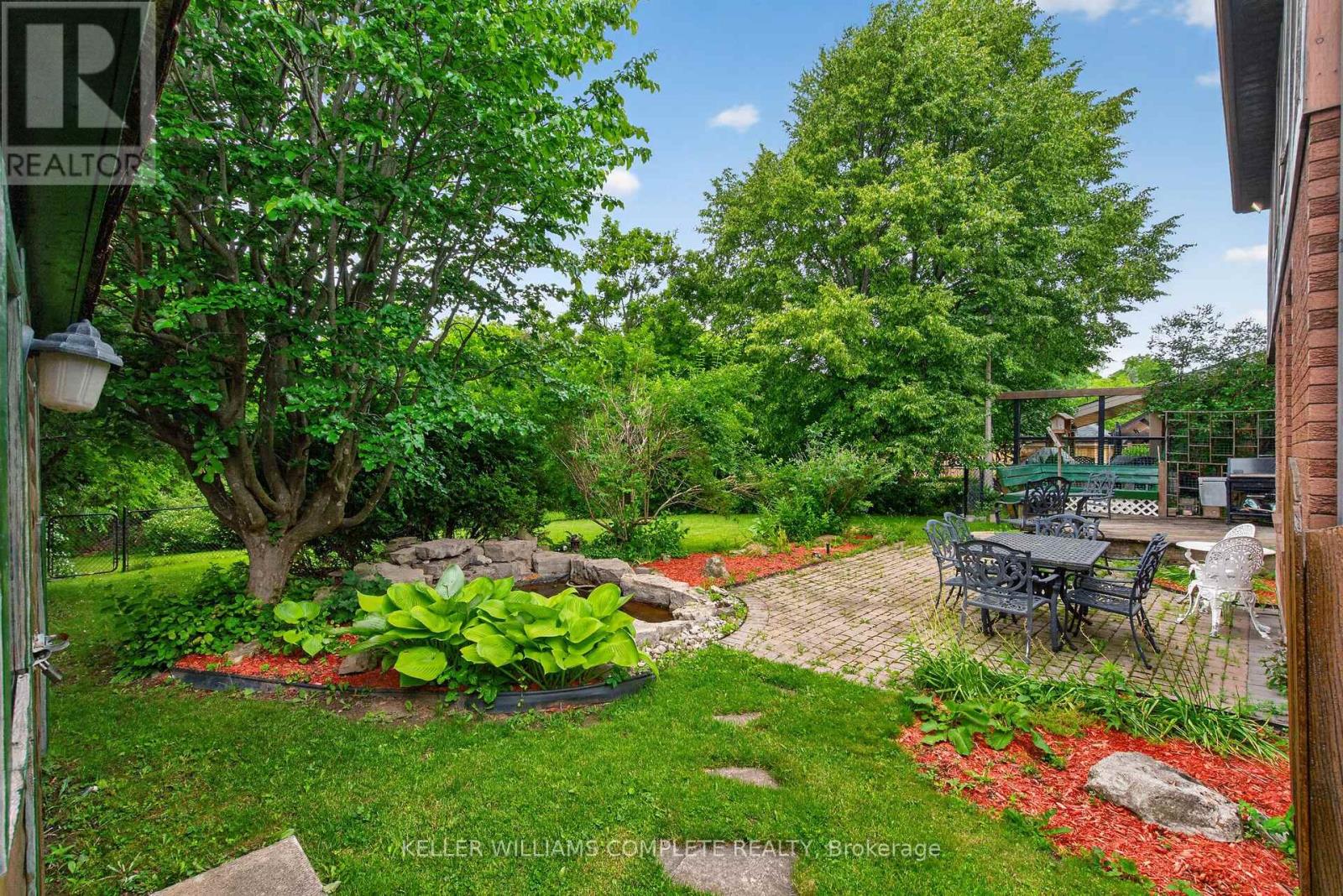 20 Tamwood Court, Hamilton, Ontario  L8J 2L2 - Photo 40 - X13478526