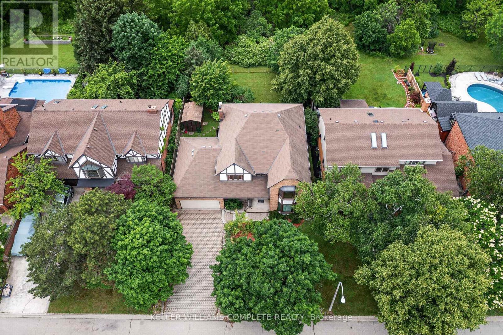 20 Tamwood Court, Hamilton, Ontario  L8J 2L2 - Photo 43 - X13478526