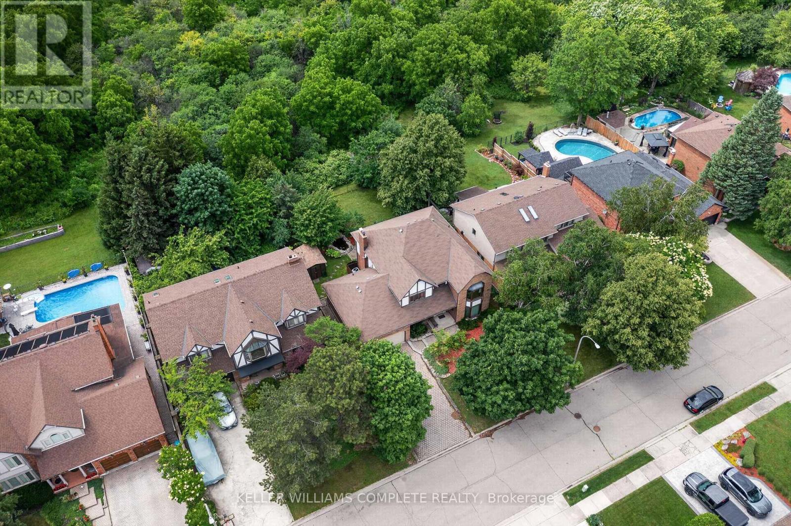 20 Tamwood Court, Hamilton, Ontario  L8J 2L2 - Photo 44 - X13478526