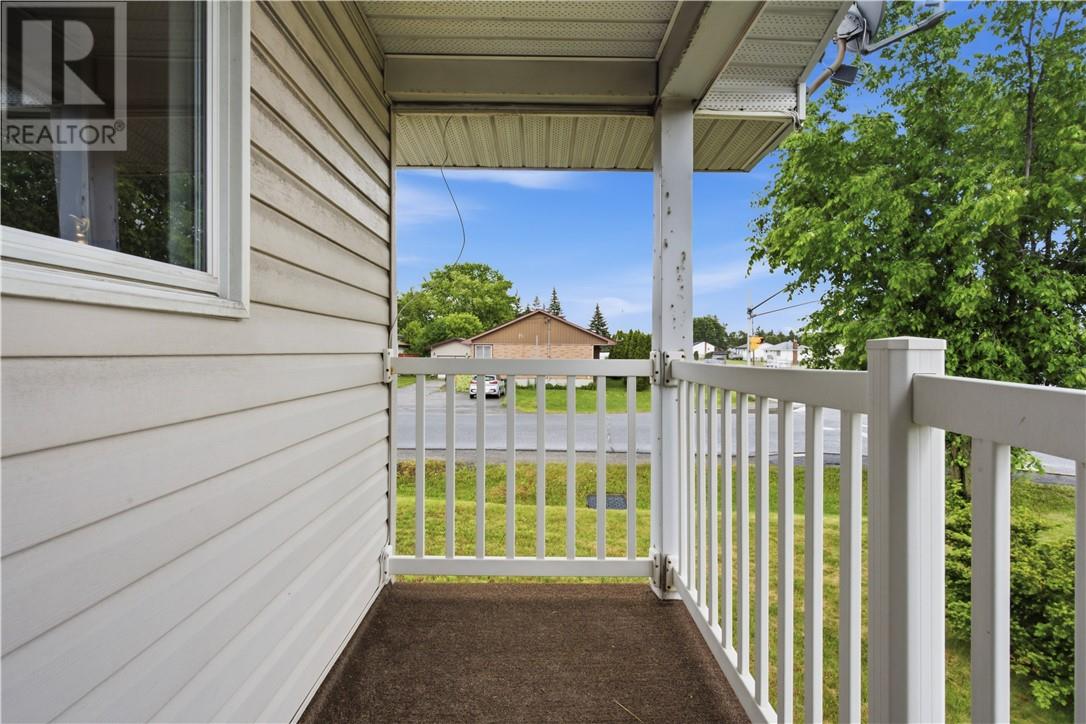 3007 Marie Avenue, Val Caron, Ontario  P3N 1C2 - Photo 35 - 2128713