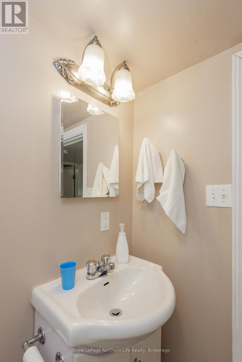 325 Gordon Drive, North Bay (Widdifield), Ontario  P1B 8V8 - Photo 29 - X13479012