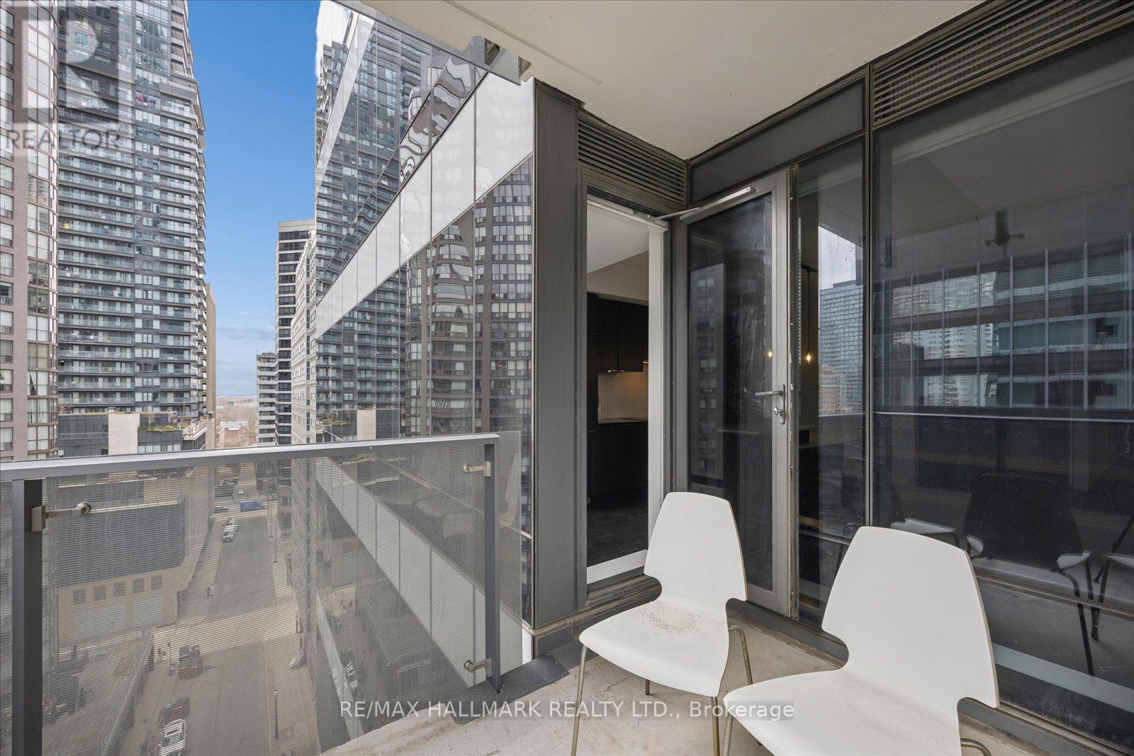 904 - 5 St Joseph Street, Toronto, Ontario  M4Y 0B6 - Photo 27 - C12923804