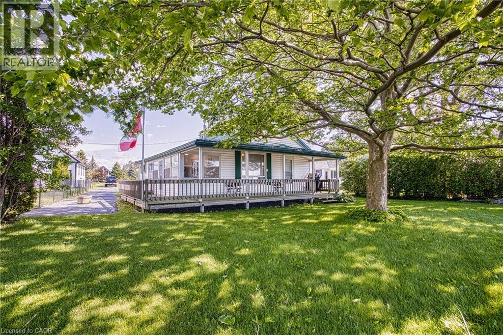 15 HORSESHOE BAY Road, Dunnville, Ontario