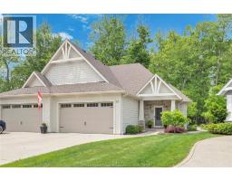 57 RED OAK CRESCENT, Amherstburg, Ontario