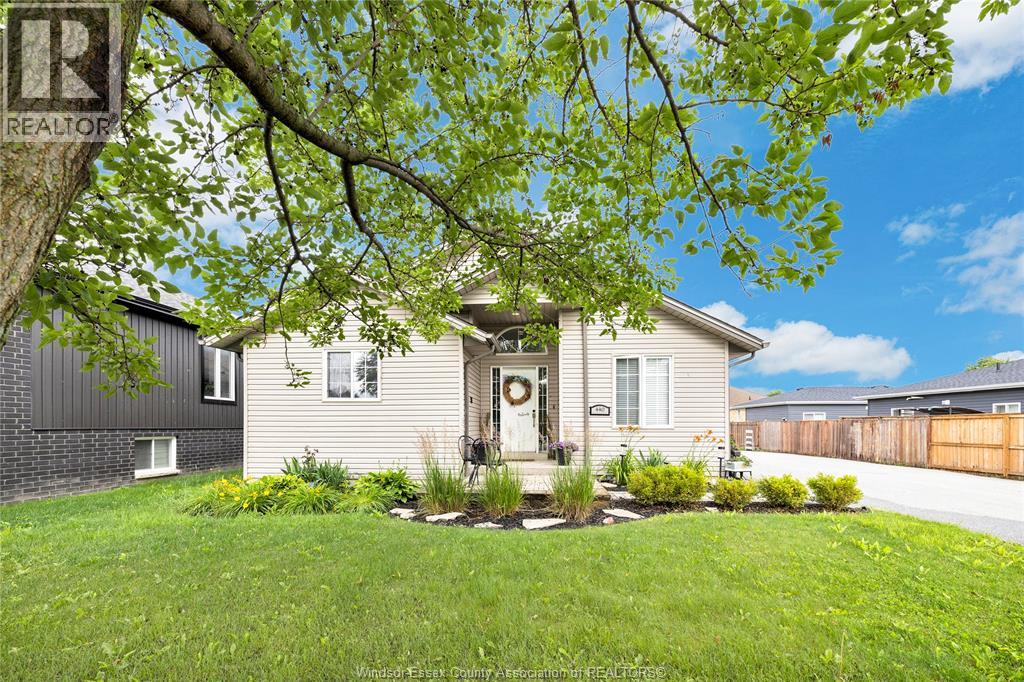 440 West Belle River Road, Lakeshore, Ontario  N0R 1A0 - Photo 2 - 26014932