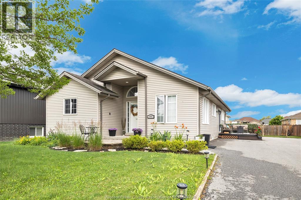 440 West Belle River Road, Lakeshore, Ontario  N0R 1A0 - Photo 4 - 26014932