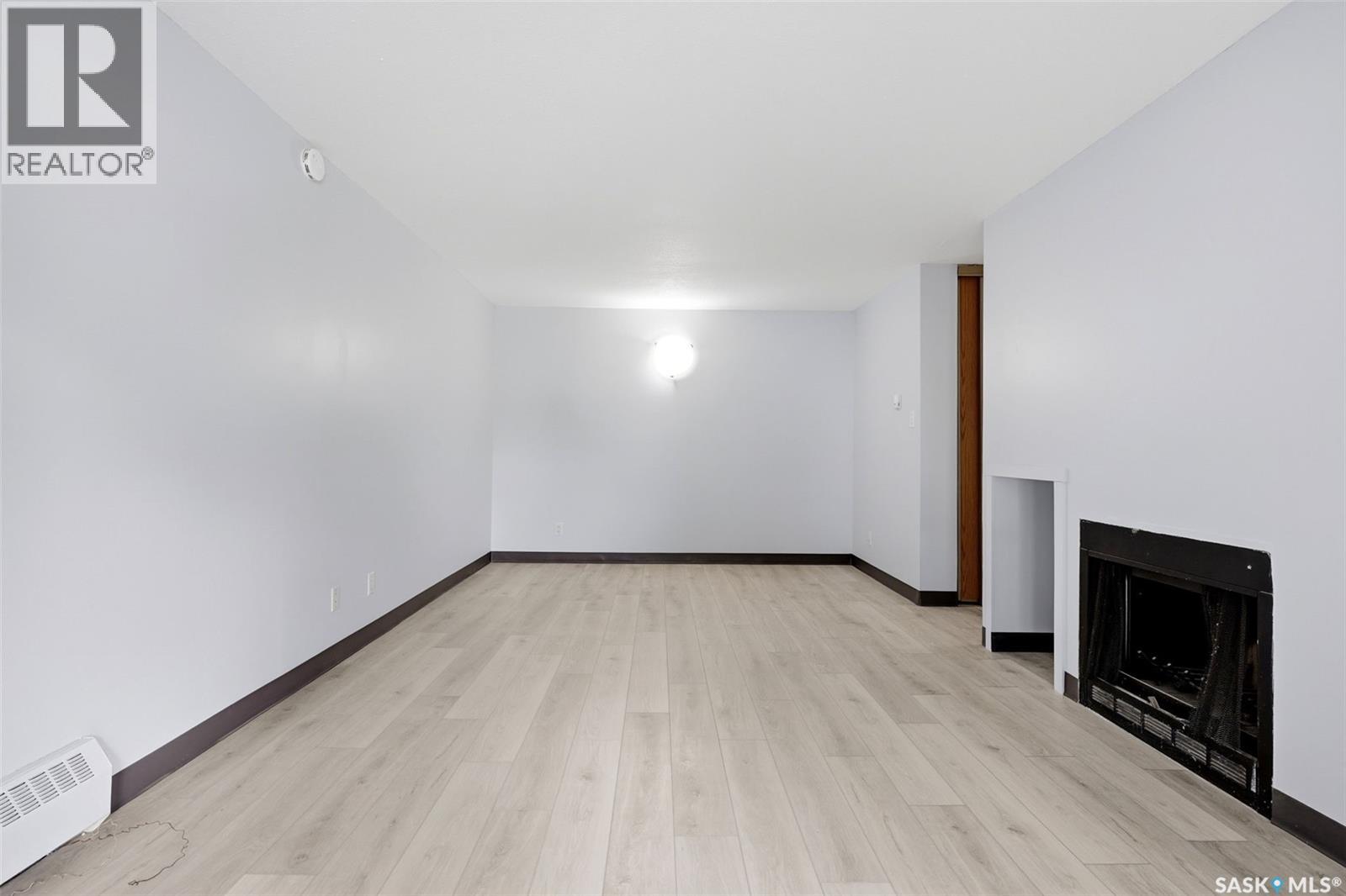 106 51 Rodenbush Drive, Regina, Saskatchewan  S4R 8C7 - Photo 4 - SK040113