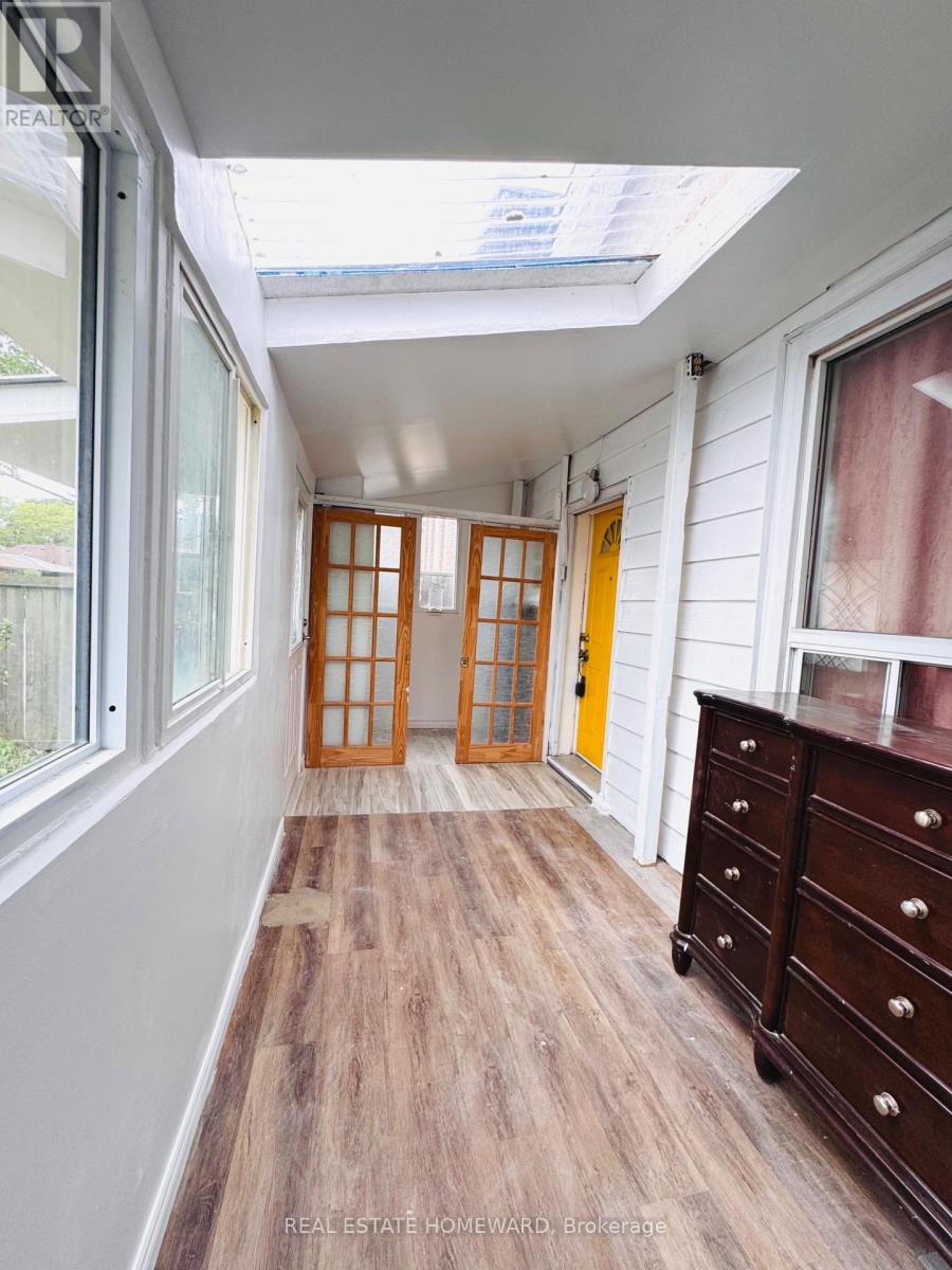41 Patterson Avenue, Toronto, Ontario  M1L 3Y1 - Photo 9 - E13478938
