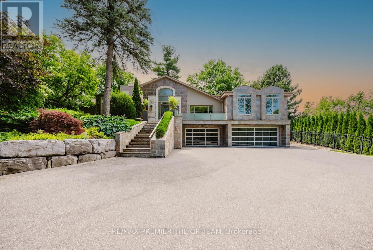 66 Clubhouse Road, Vaughan, Ontario  L4L 2W2 - Photo 2 - N13478998