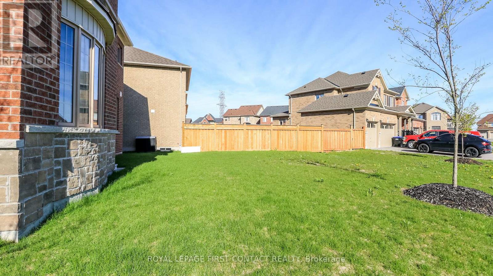 58 Sanford Circle, Springwater, Ontario  L9X 2A9 - Photo 5 - S13478894