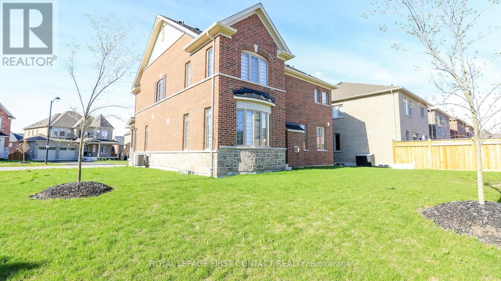 58 Sanford Circle, Springwater, Ontario  L9X 2A9 - Photo 6 - S13478894