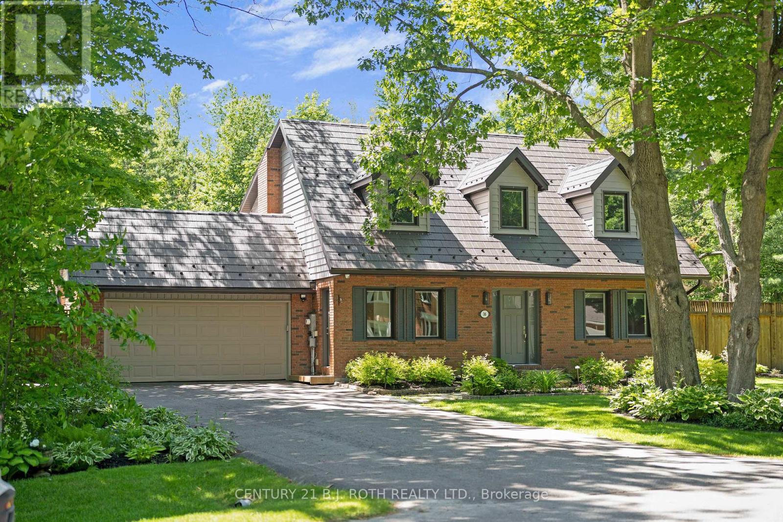 16 SPENCE AVENUE, Springwater, Ontario
