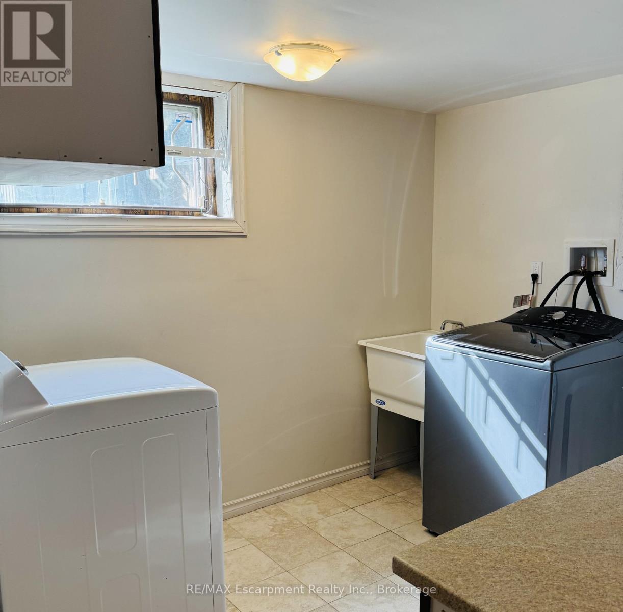 3361 Rexway Drive, Burlington, Ontario  L7N 2L2 - Photo 13 - W13479348