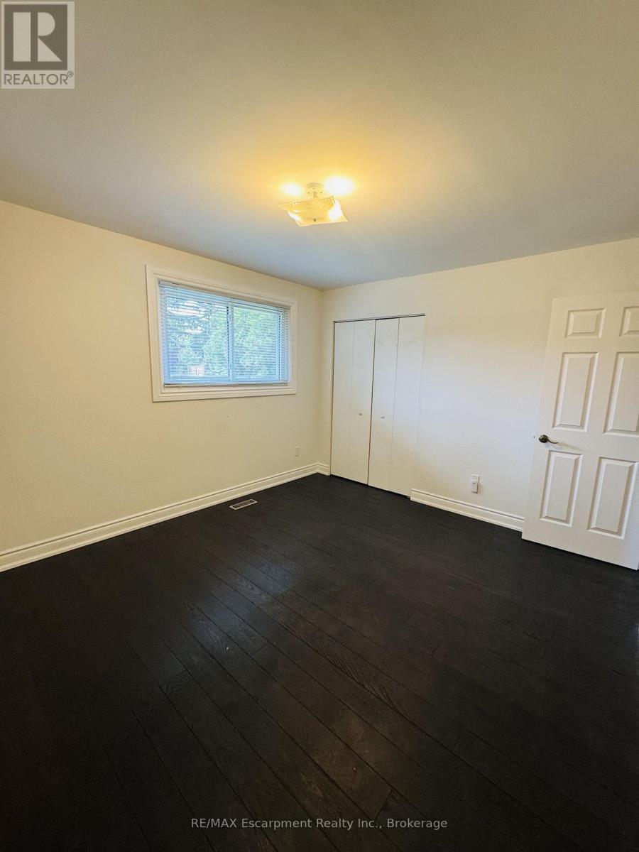 3361 Rexway Drive, Burlington, Ontario  L7N 2L2 - Photo 8 - W13479348