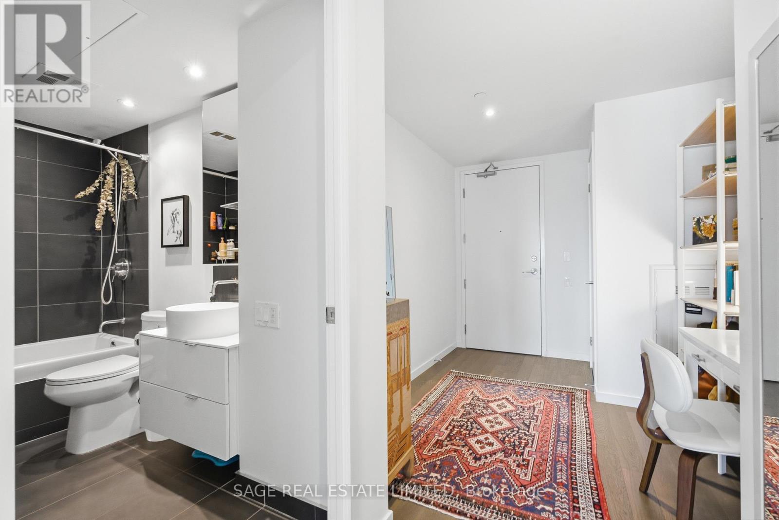 706 - 383 Sorauren Avenue, Toronto, Ontario  M6R 2G5 - Photo 6 - W13478956