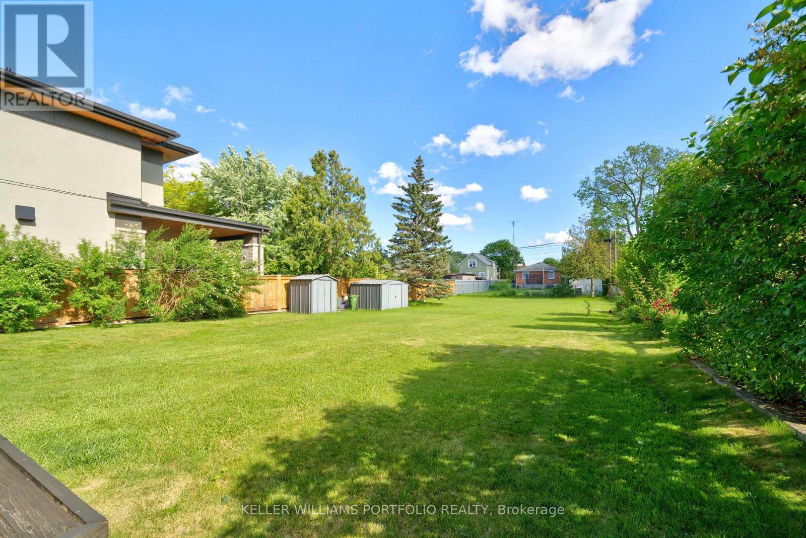 23 Graystone Gardens, Toronto, Ontario  M8Z 3C2 - Photo 28 - W13478974