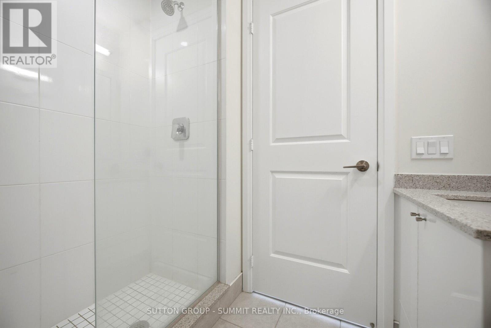 1814 - 35 Watergarden Drive, Mississauga, Ontario  L5R 0G8 - Photo 22 - W13479044