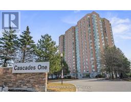 1505 - 61 MARKBROOK LANE, Toronto, Ontario