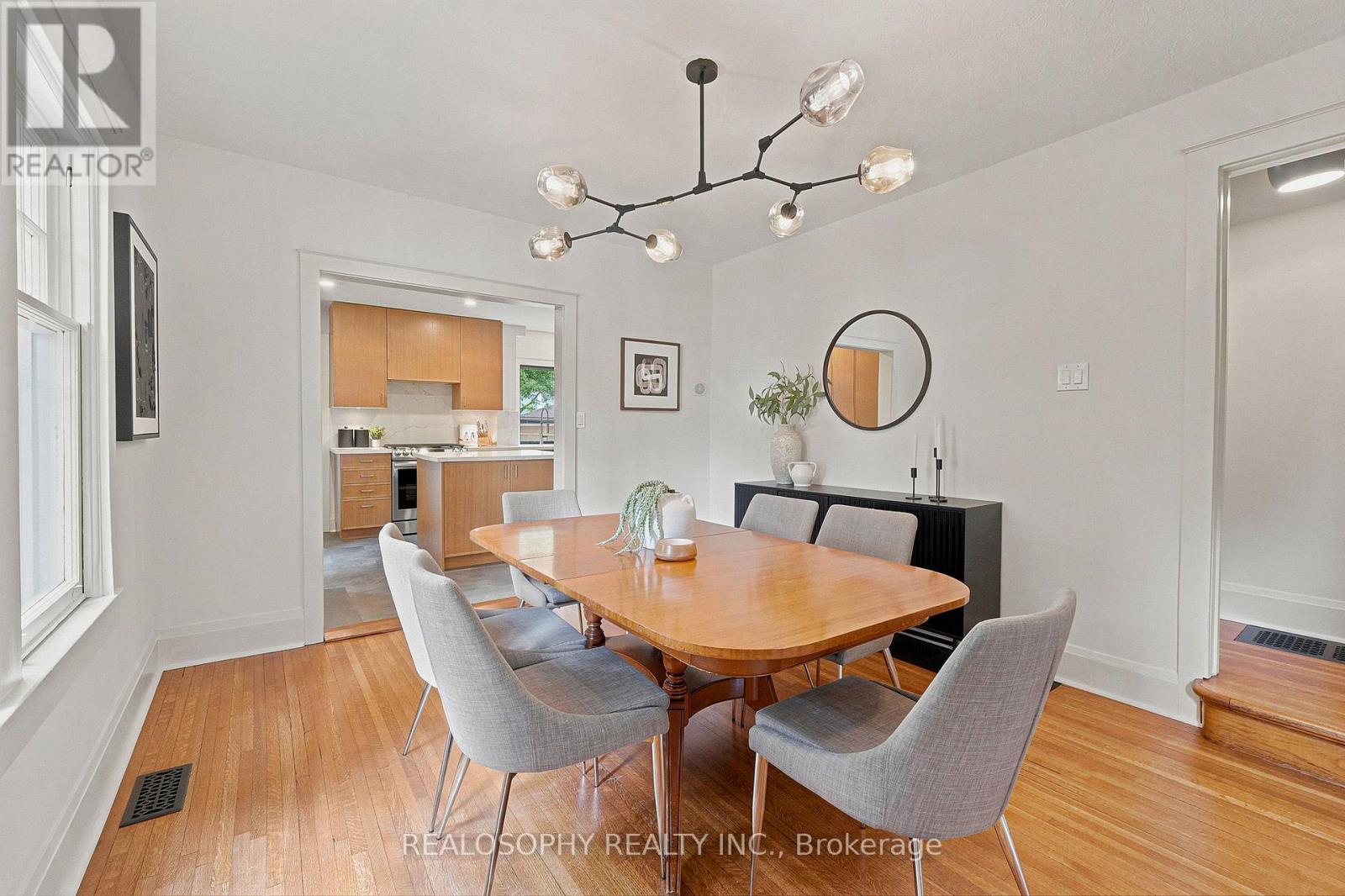 44 Gilmour Avenue, Toronto, Ontario  M6P 3A9 - Photo 12 - W13479072