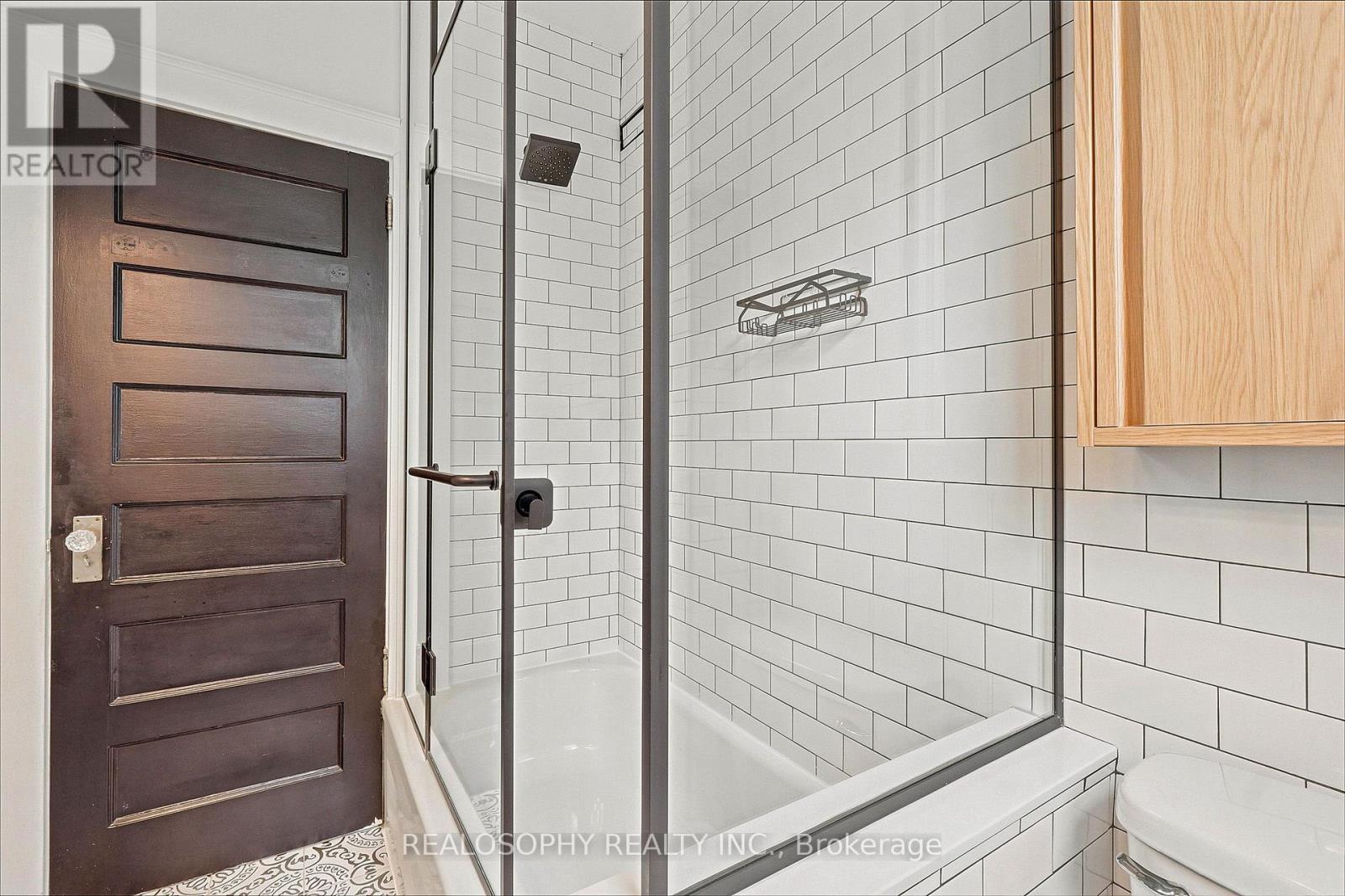 44 Gilmour Avenue, Toronto, Ontario  M6P 3A9 - Photo 28 - W13479072