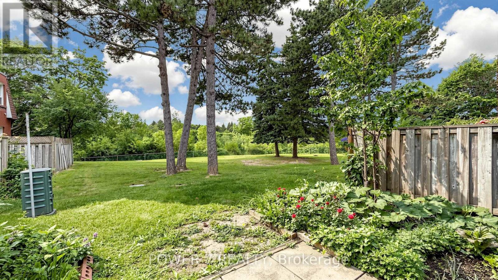 197 - 197 Bridletowne Circle, Toronto, Ontario M1W 2H6 - Photo 34 - E13477078