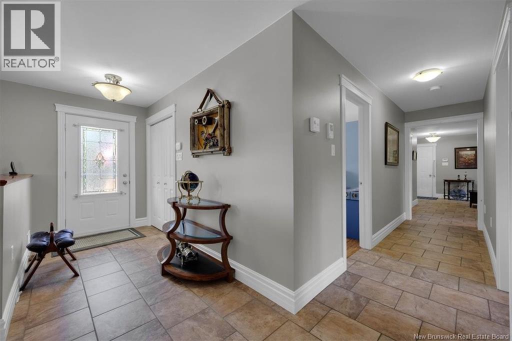 735 Hillcrest Road, Saint John, New Brunswick  E2N 2B6 - Photo 6 - NB137029