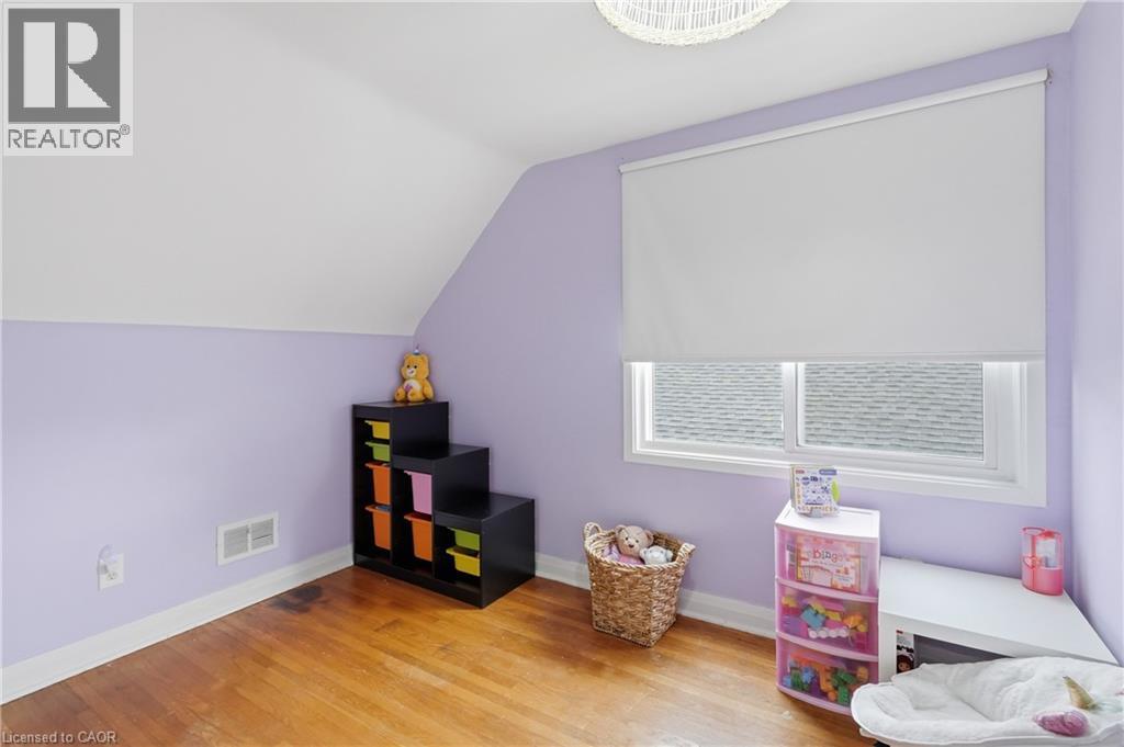 160 East 36th Street, Hamilton, Ontario  L8V 3Z4 - Photo 19 - 40842319