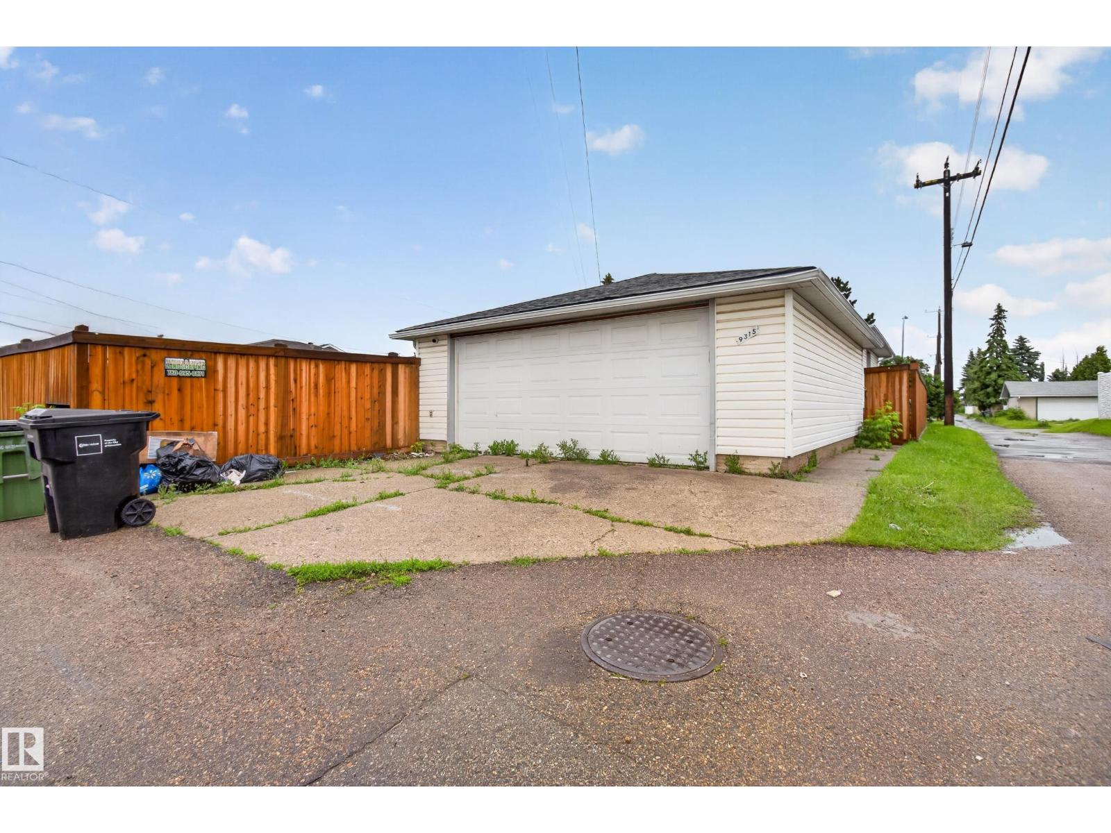 9315 132a Av Nw, Edmonton, Alberta  T5E 1B4 - Photo 5 - E4494869