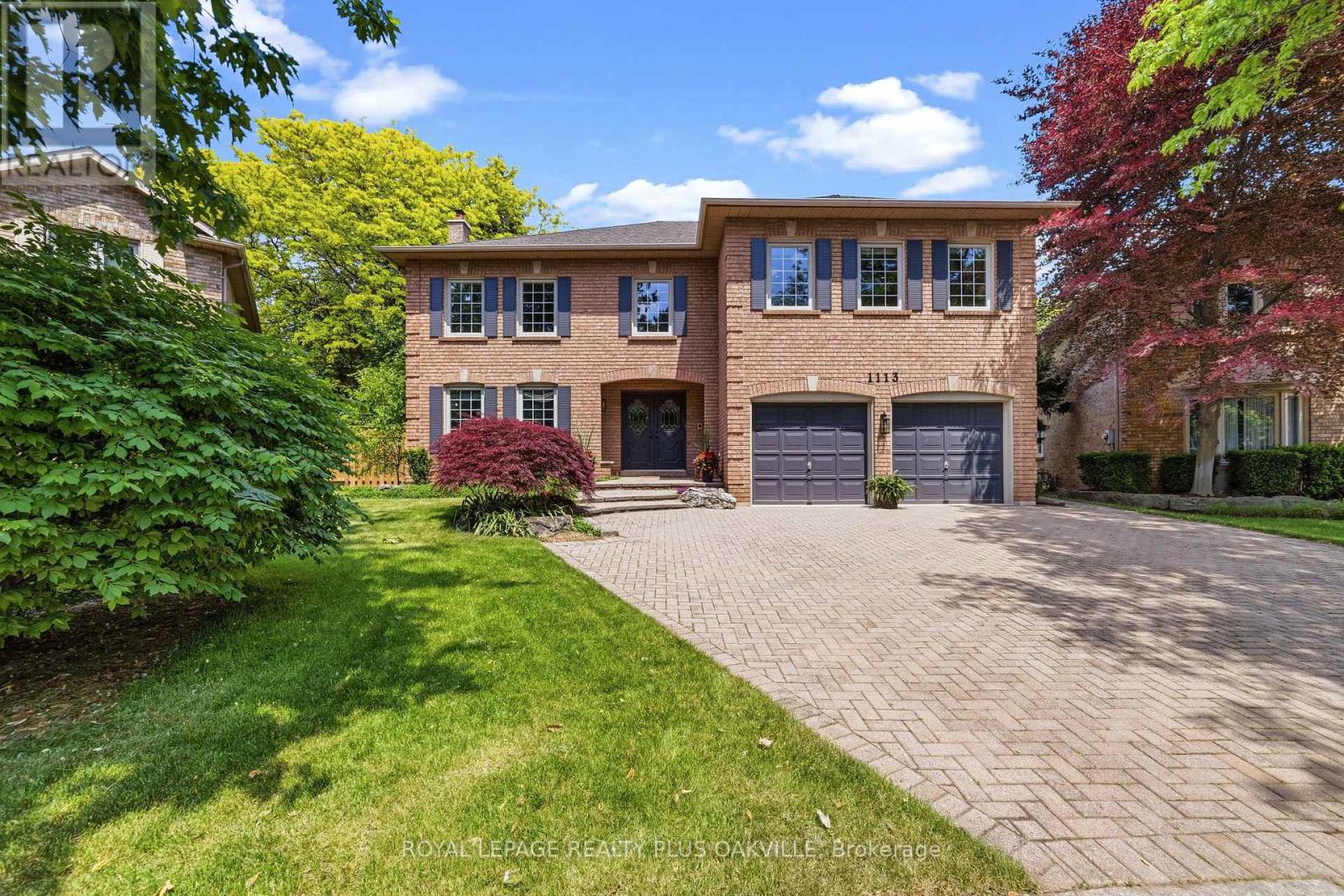 1113 VALLEYWOOD COURT, Oakville, Ontario