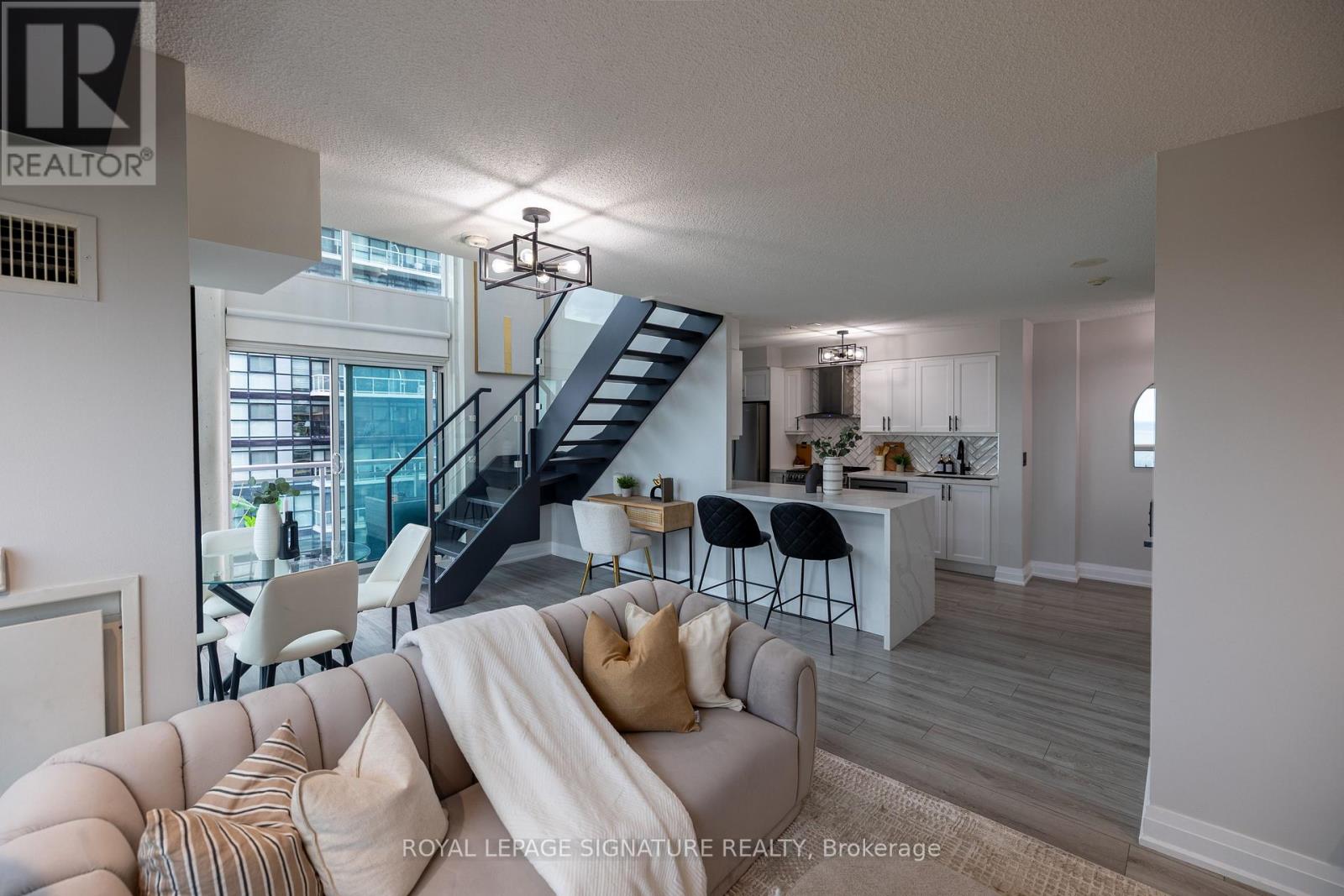 1905 - 155 Legion Road N, Toronto, Ontario  M8Y 0A7 - Photo 10 - W13478660