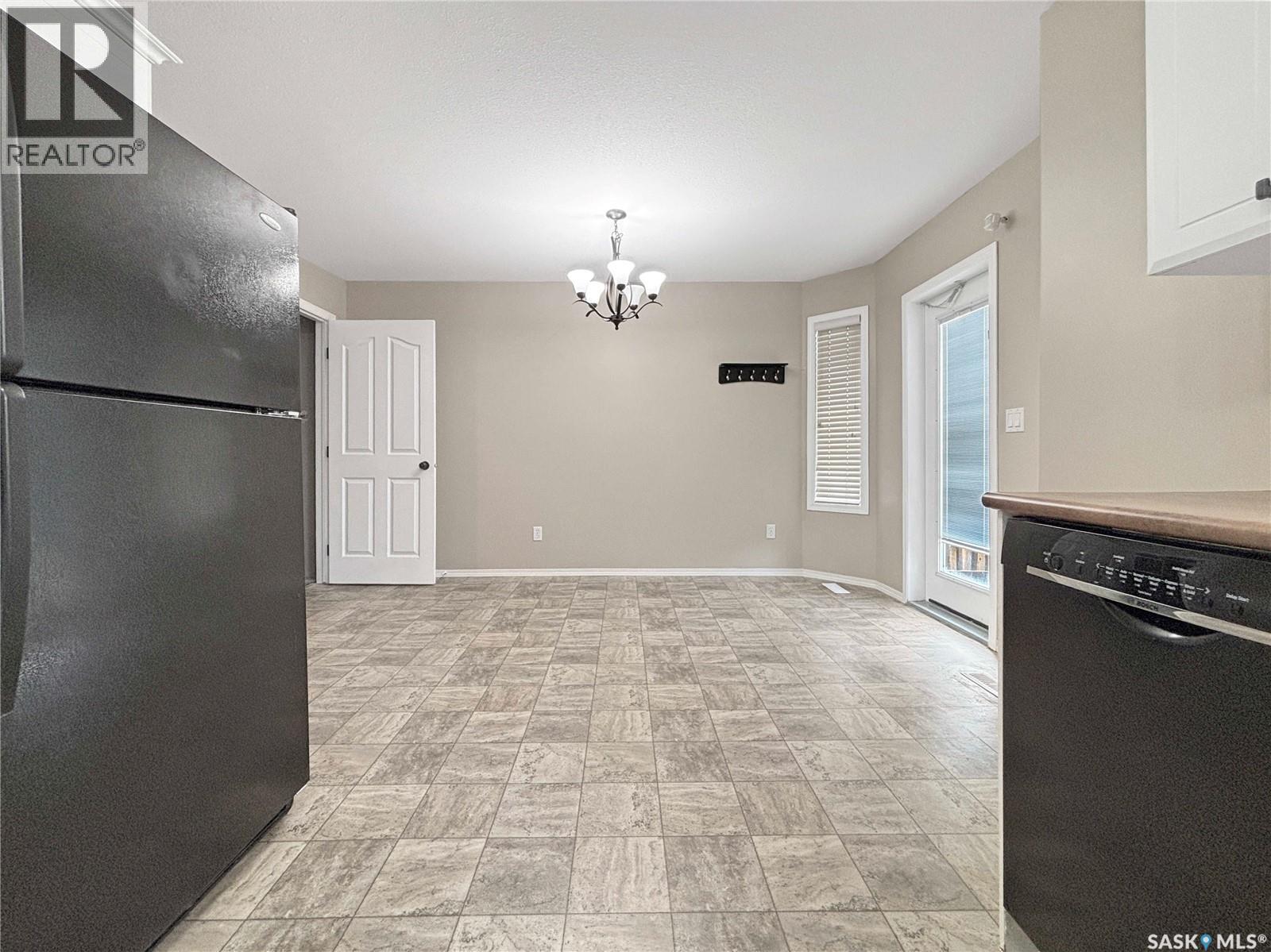 2955 Mcclocklin Road, Saskatoon, Saskatchewan  S7R 0A1 - Photo 13 - SK040382
