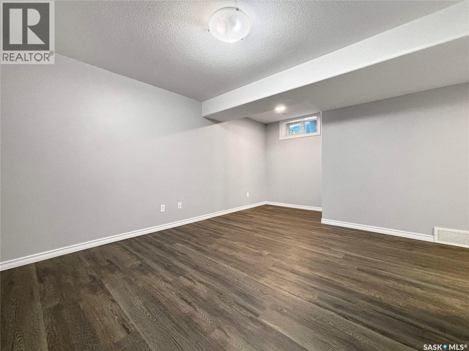 2955 Mcclocklin Road, Saskatoon, Saskatchewan  S7R 0A1 - Photo 28 - SK040382