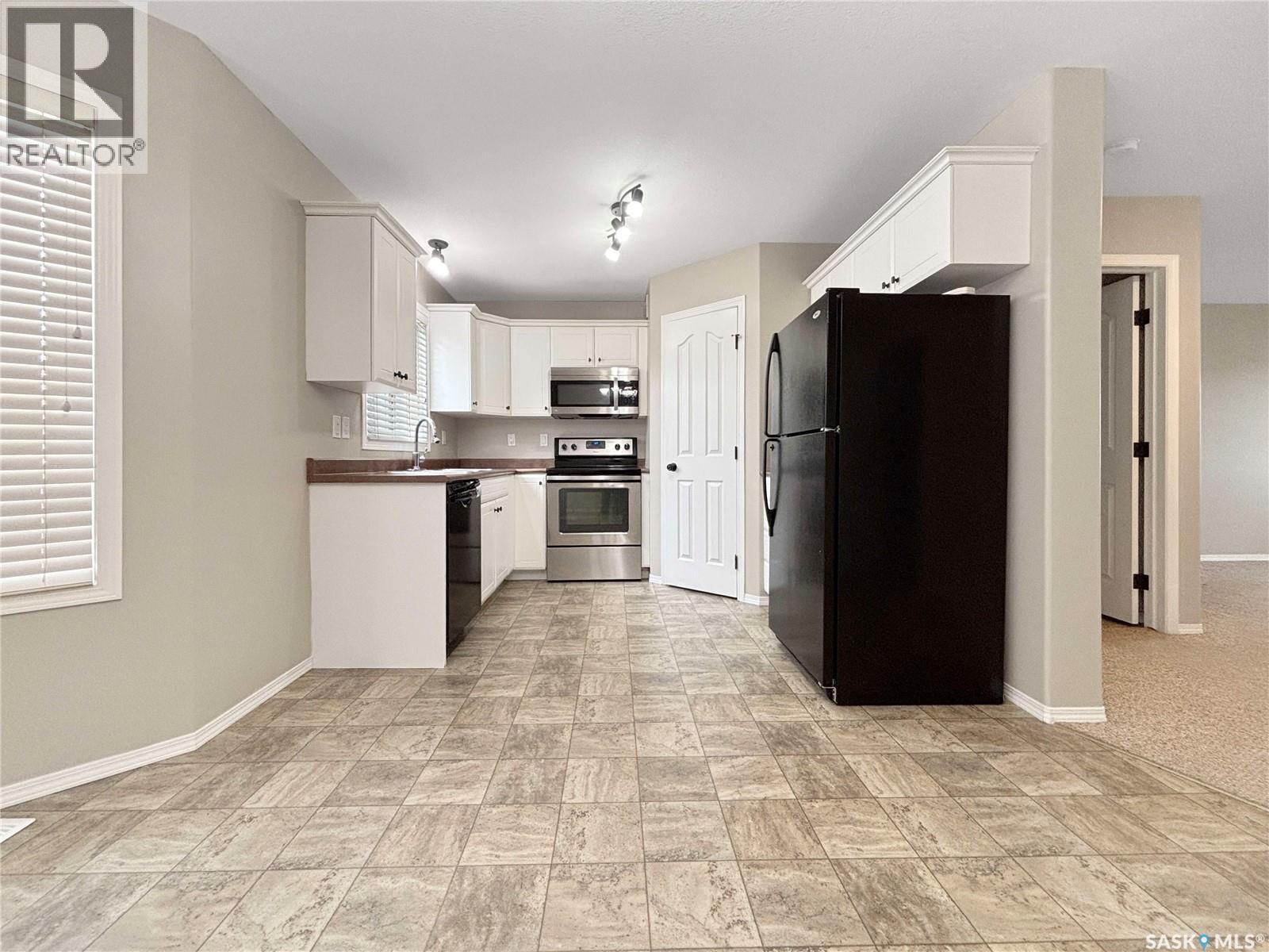 2955 Mcclocklin Road, Saskatoon, Saskatchewan  S7R 0A1 - Photo 8 - SK040382